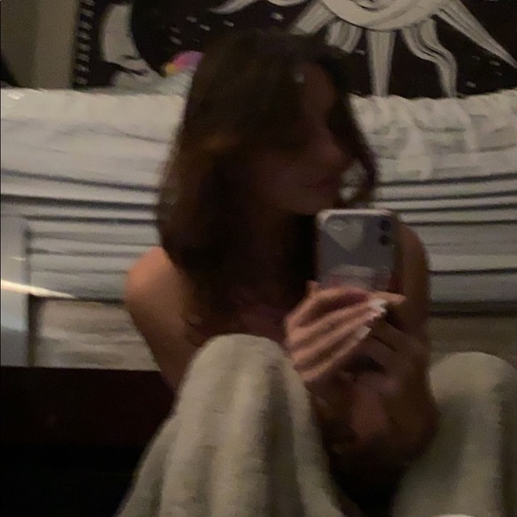 Meet your Posher, Cheyenne - Picture 1 of 1